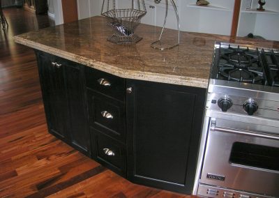 Working side of black Kitchen Island